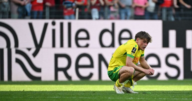 FC Nantes s&rsquo;incline face à Rennes (2-1) après un but décisif en fin de match.