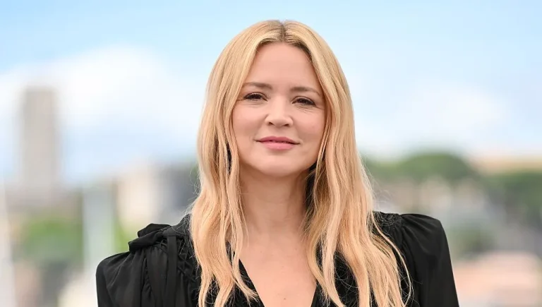 Virginie Efira, actrice belge, évoque des thèmes universels dans son dernier film.