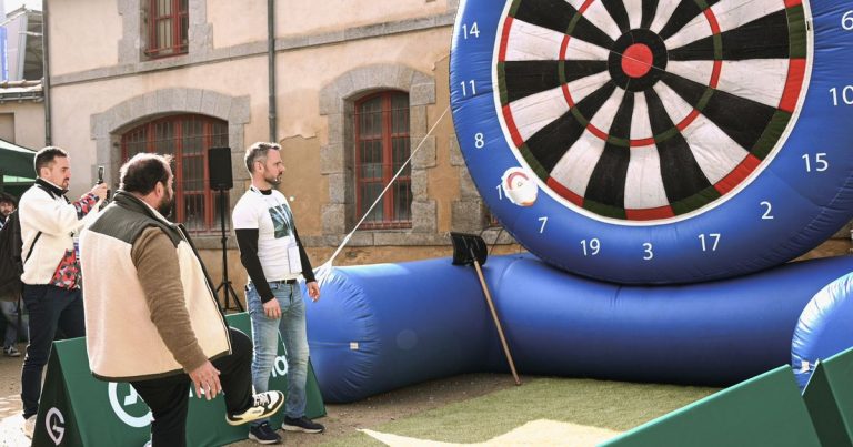 RC Vannes et US Dax : Célébration de la fin de saison régulière à la Rabine avec ICI Armorique et Groupama.