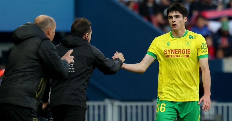 FC Nantes s&rsquo;incline face au PSG 3-0 en Ligue 1, une défaite logique.