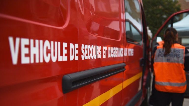 Un apprenti de 18 ans décède coincé entre un motoculteur et le toit d&rsquo;un camion en France.
