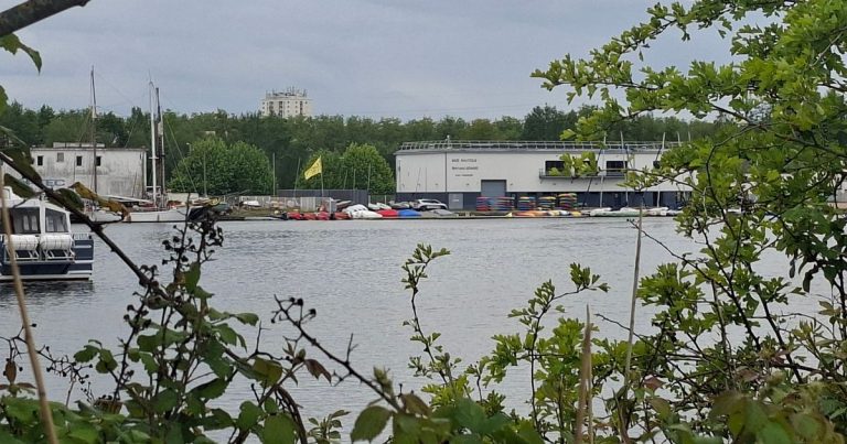 Le corps d&rsquo;un homme retrouvé dans le canal de Caen à la mer, enquête en cours.