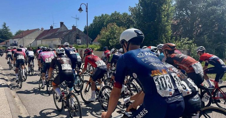 Tour cycliste de Côte-d’Or 2026 : coureurs dijonnais face à l’équipe colombienne.