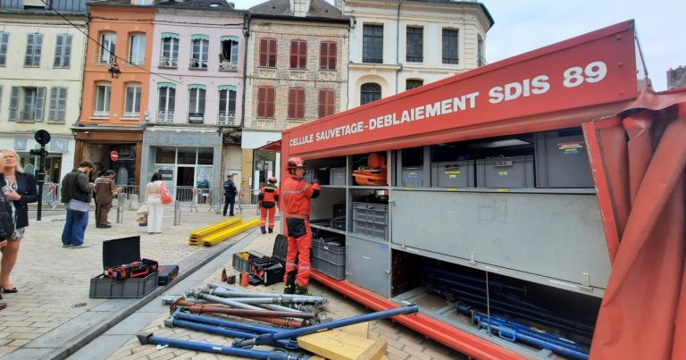 Un immeuble en centre-ville menacé d&rsquo;effondrement, un ouvrier blessé lors de l&rsquo;incident.