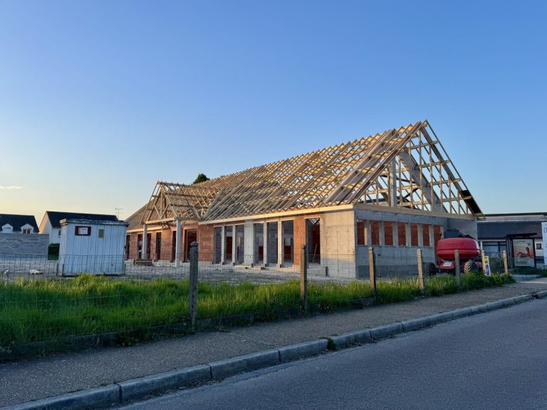 Budget 2026 à Bosroumois : priorité à la médiathèque et à la maison de santé.