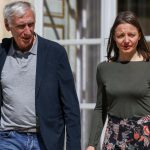 Cécile Kohler et Jacques Paris témoignent de leur expérience en France après l&rsquo;enlèvement.
