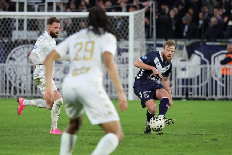 Girondins de Bordeaux face aux Herbiers : un match crucial pour le maintien en N2 selon Droehnle