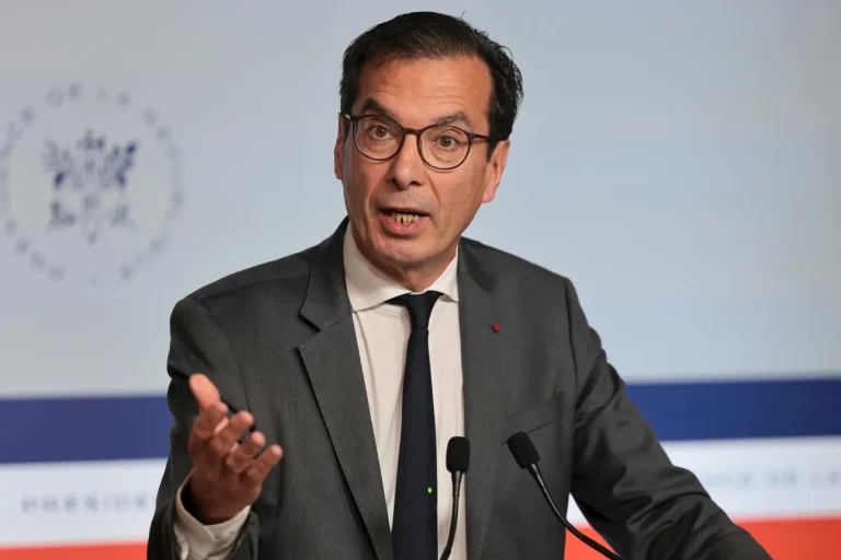 Inflation : le SMIC augmentera de 2,4 % en France au 1er juin 2023.
