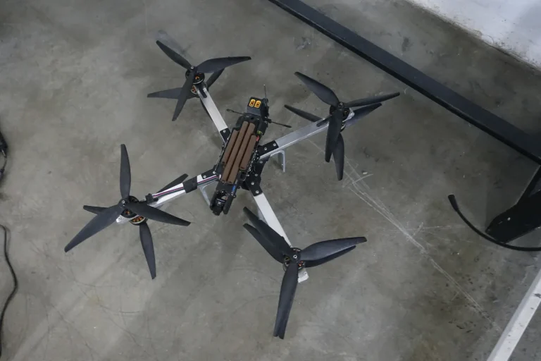 En Ukraine, à l’école des pilotes de drones : « Il n’y a plus d’opération militaire possible sans eux »