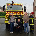 Les pompiers de [ville] sauvent deux chatons coincés dans une bouche d&rsquo;égout.