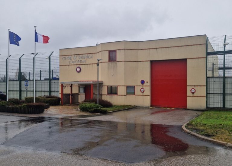 Un détenu de la prison d&rsquo;Argentan soupçonné de diriger un trafic de drogue depuis sa cellule.