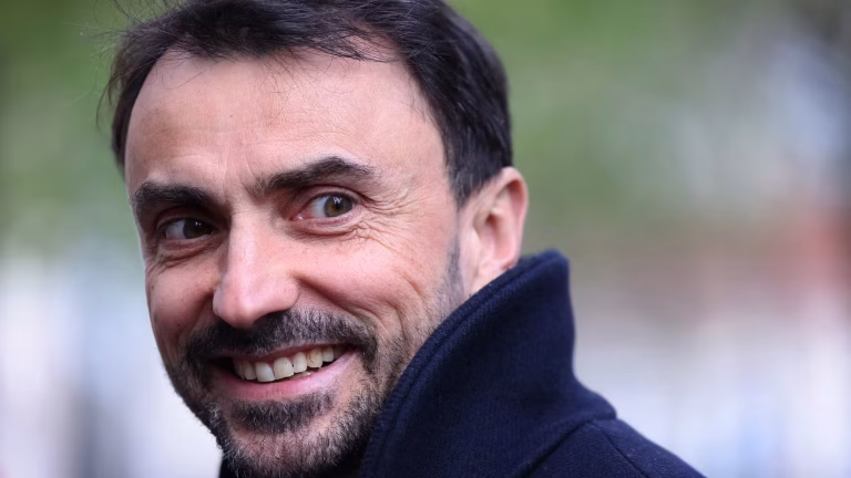 Municipales 2026 à Lyon : Grégory Doucet remporte la victoire face à Jean-Michel Aulas.