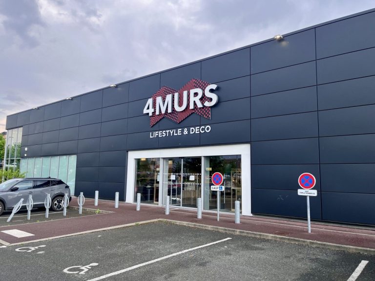 Fermeture définitive de 4murs : liquidation du stock à partir du 9 mai 2023.
