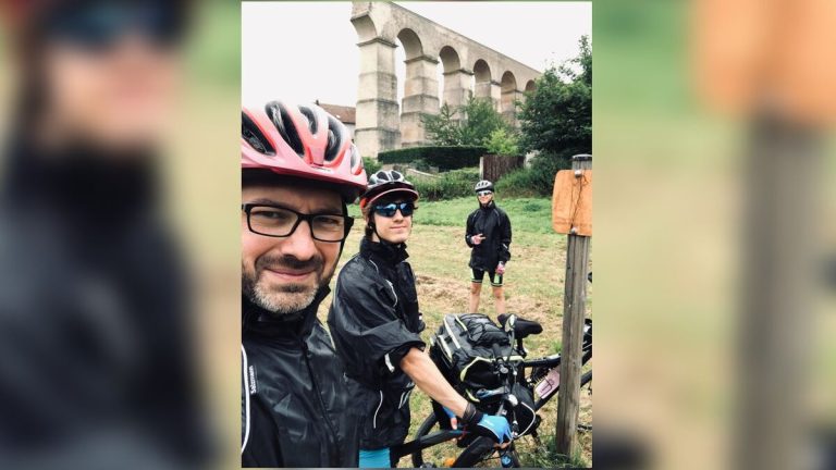 « Conseils de deux papas pour alléger vos bagages lors d&rsquo;une randonnée à vélo en famille »