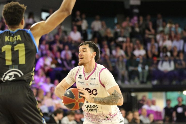 Caen BC défait par Châlons-Reims : Louis Cassier évoque une « honte » après le match.