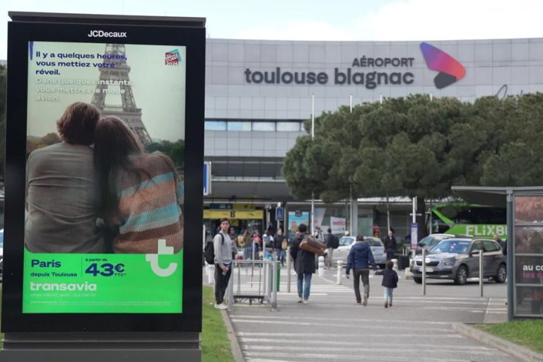 Transavia remplace la navette Paris-Orly pour un service low-cost d&rsquo;Air France.