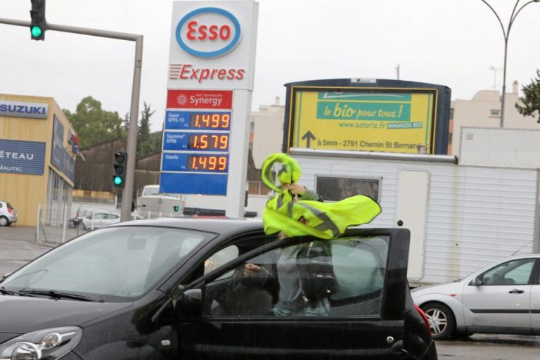 Hausse du prix des carburants : sept ans après les Gilets jaunes, une mobilisation citoyenne massive est-elle encore possible ?