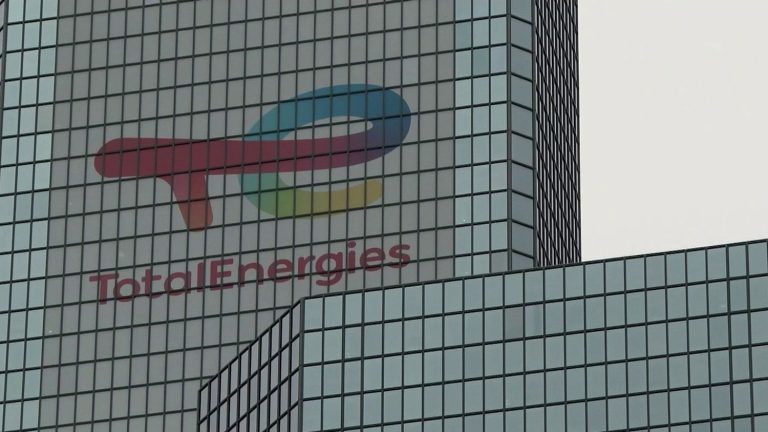TotalEnergies cache-t-elle ses profits en Suisse ?