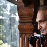 Décès de Raghu Rai, photographe indien, à l&rsquo;âge de 83 ans, reconnu pour son œuvre mémorielle.
