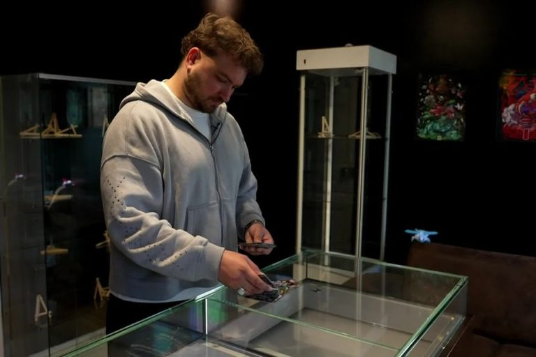 Un collectionneur français victime d’un vol de cartes Pokémon d’une valeur de 50 000 euros.