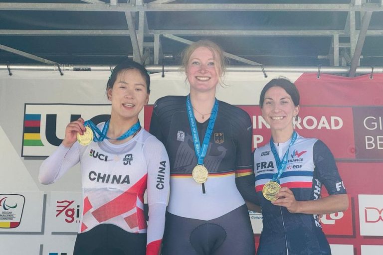 Tifany Huot-Marchand, orpheline du short track, remporte une médaille en sport de haut niveau