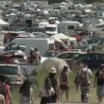 Rave party dans le Cher : la préfecture anticipe l&rsquo;arrivée de 20 000 participants