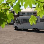 Des camping-cars dans les cours d&rsquo;école : c&rsquo;est quoi cette nouvelle tendance ?