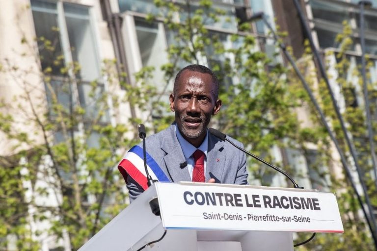 Propos de Bally Bagayoko sur l&rsquo;insurrection populaire alimentent la controverse à l&rsquo;extrême droite