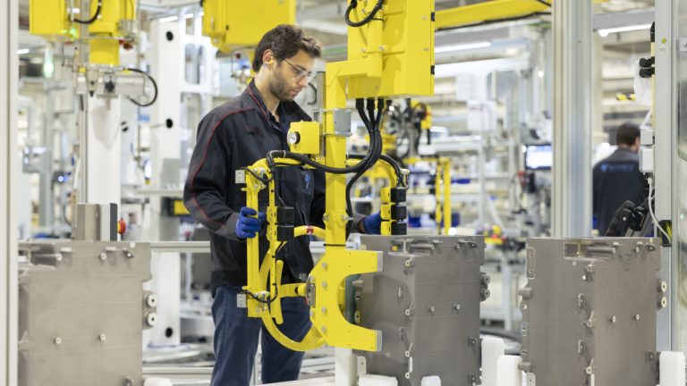 Symbio : plus de 350 millions d&rsquo;euros d&rsquo;aides publiques gaspillées avant le plan social à Saint-Fons.