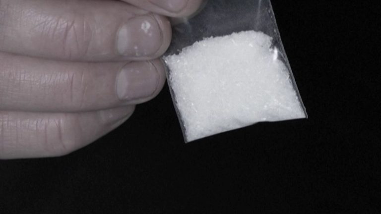 Un écolier à Villejuif découvre un sachet de kétamine dans la cour de l&rsquo;école
