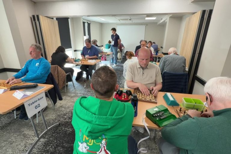 Championnats de France d&rsquo;échecs : 33 joueurs aveugles et malvoyants s&rsquo;affrontent.