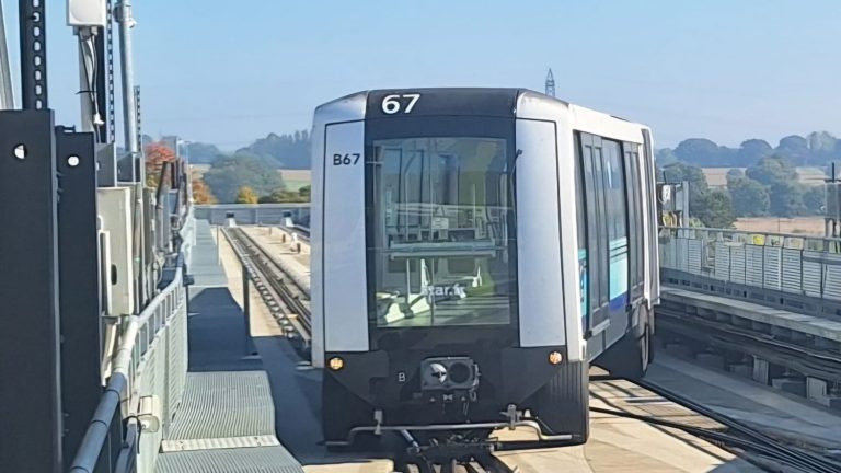 Première en France : le métro de Rennes fonctionnera en partie grâce à l&rsquo;énergie solaire