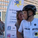 Un cycliste parcourt 1 200 km pour sensibiliser à la sclérodermie, maladie rare.