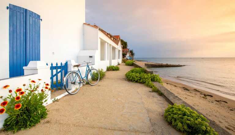 Appel à témoignages : l&rsquo;essor des locations touristiques en Vendée soulève des questions.