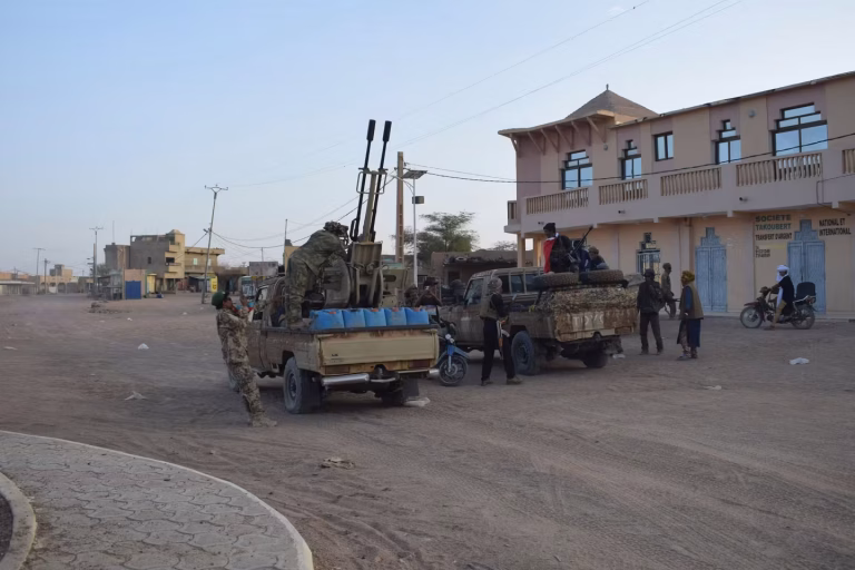 L’Algérie renforce son influence au Sahel face aux difficultés de la junte au Mali.