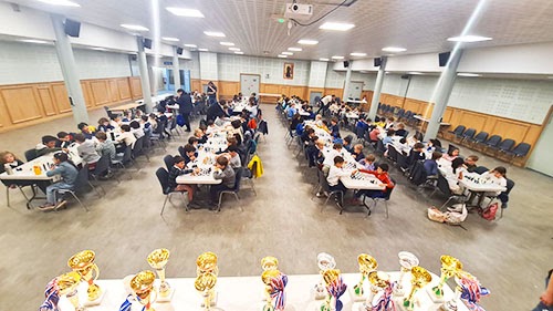 Paris Jeunes Échecs organise un tournoi d&rsquo;échecs le 23 mai 2023.