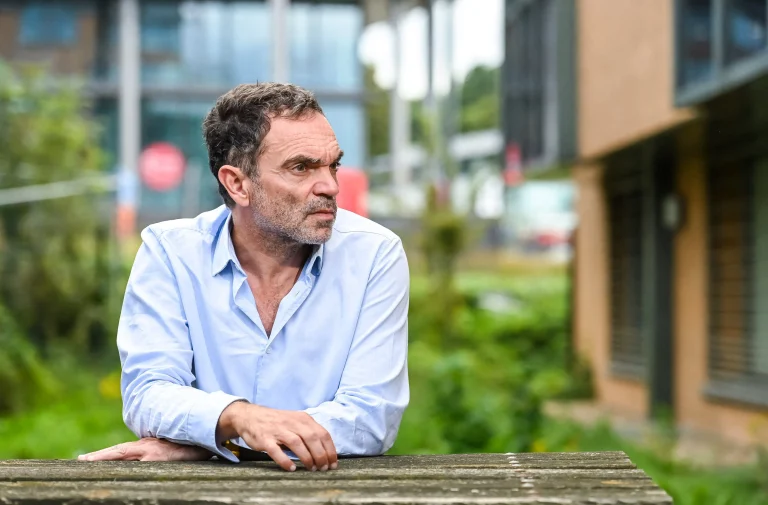 Yann Moix débouté de ses demandes contre Complément d&rsquo;enquête et France Télévisions pour harcèlement judiciaire.