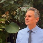Bertrand Parent annonce de nouvelles mesures sanitaires pour lutter contre le Covid-19 en Guyane.