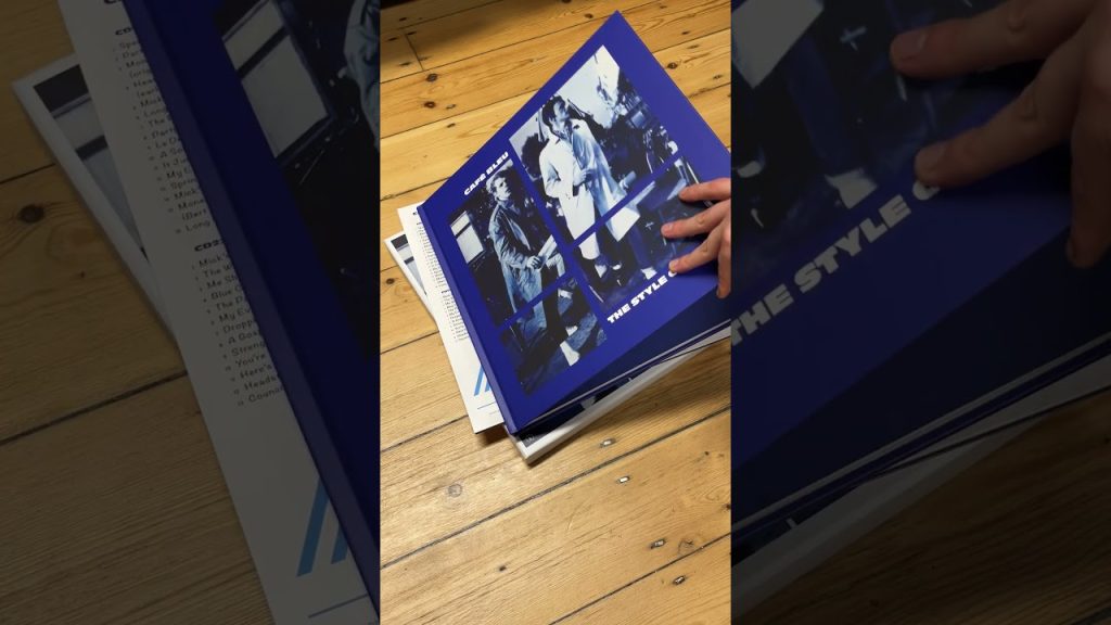 Café Bleu - Édition spéciale disponible en 3LP et 6CD à partir de cette semaine.
