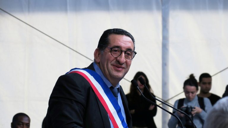 Le maire de Stains porte plainte après des propos islamophobes sur CNews.