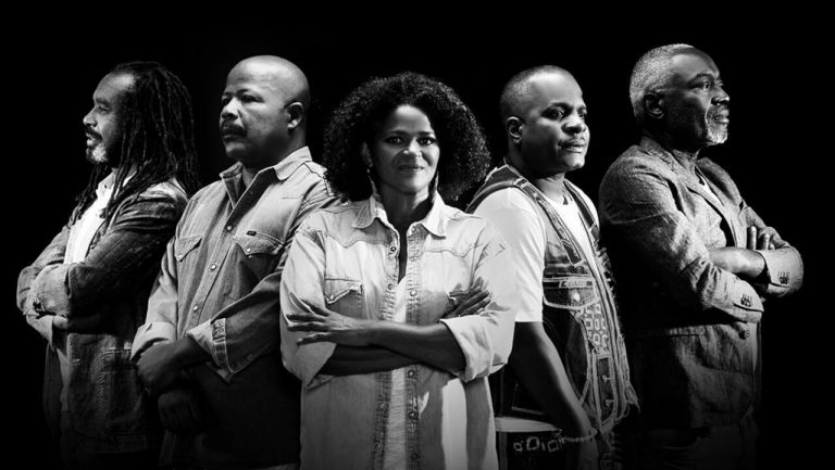 Premier épisode de « Couleurs tropicales » sur Kassav&rsquo;, groupe musical emblématique des Antilles.