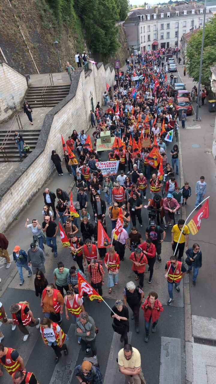 Manifestation du 1er Mai à Poitiers : Mobilisation des acteurs locaux pour les luttes sociales.