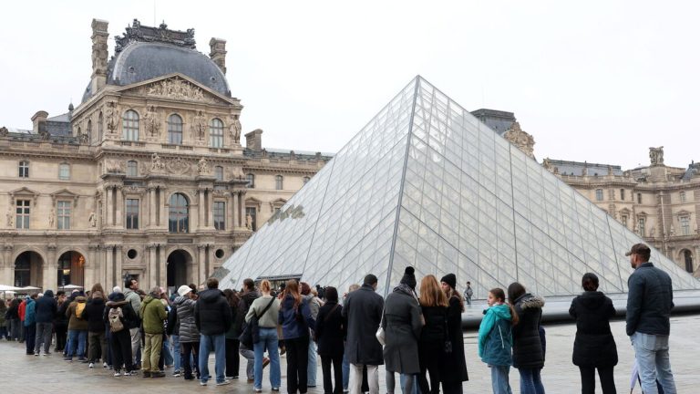 Un homme mis en examen et écroué pour projet d&rsquo;attentat contre le Louvre et une synagogue.