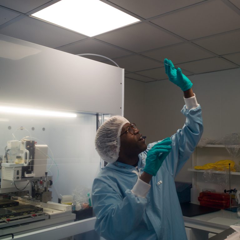 L&rsquo;art et la science se rencontrent au Plateau de Saclay pour favoriser l&rsquo;innovation technologique.