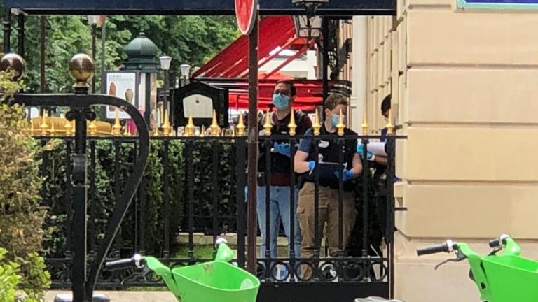 Braquage de 8 millions chez Harry Winston : deux hommes arrêtés après analyse des empreintes.