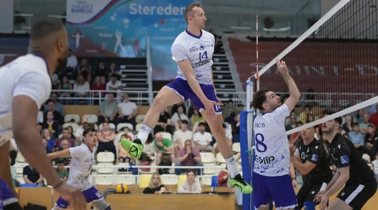 Cesson Saint-Brieuc s&rsquo;incline face à une équipe du Nord en trois sets lors de l&rsquo;Élite de volley-ball.