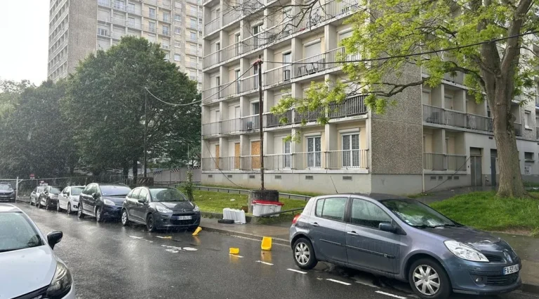 Un jeune homme de 18 ans blessé par arme blanche dans une rue de Rennes