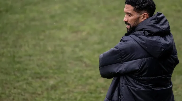 SM Caen : Gaël Clichy souligne des progrès nécessaires après une nouvelle défaite.