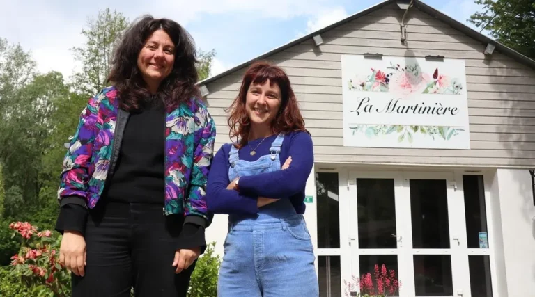 « En Normandie, une compagnie lance un appel aux dons pour acquérir une salle »