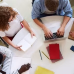 Parcours mon ambition : l&rsquo;apprentissage en France soutenu par des entreprises locales